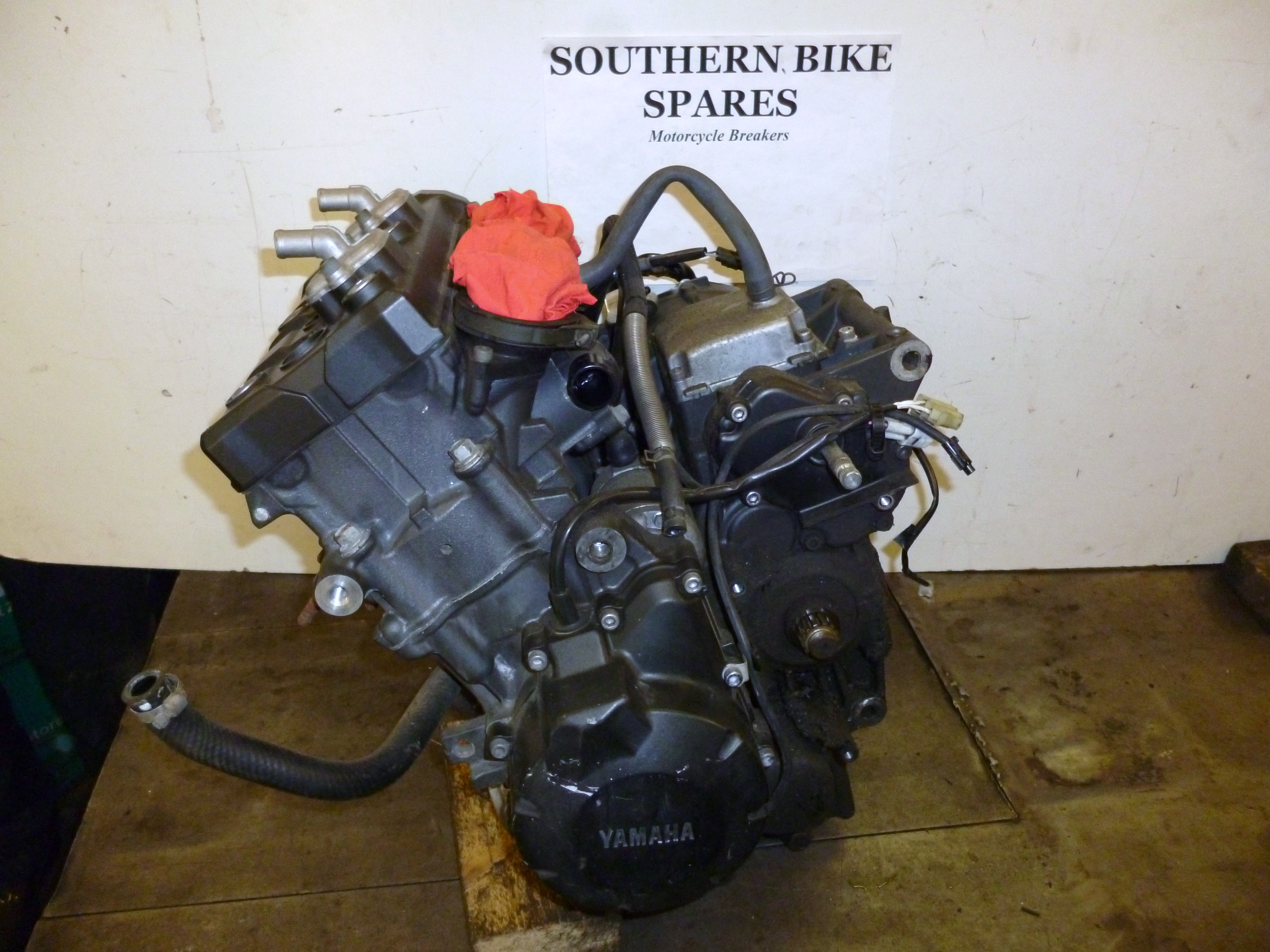 2005 Yamaha FZ6N 5VX Fazer Complete Engine / Motor *BIKE BREAKING* FZ6